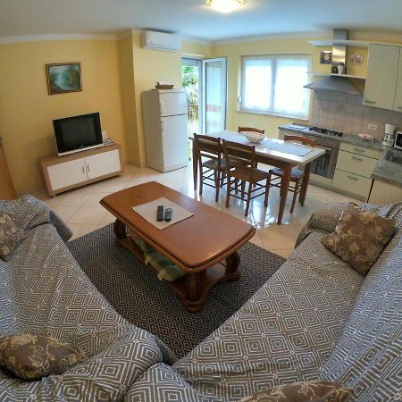 Apartment Ana Porec Luaran gambar